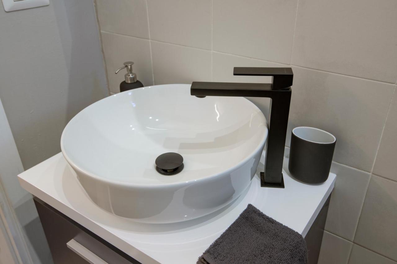 Super Modern And Design Apartment, A Due Passi Dai Navigli Milano Dış mekan fotoğraf